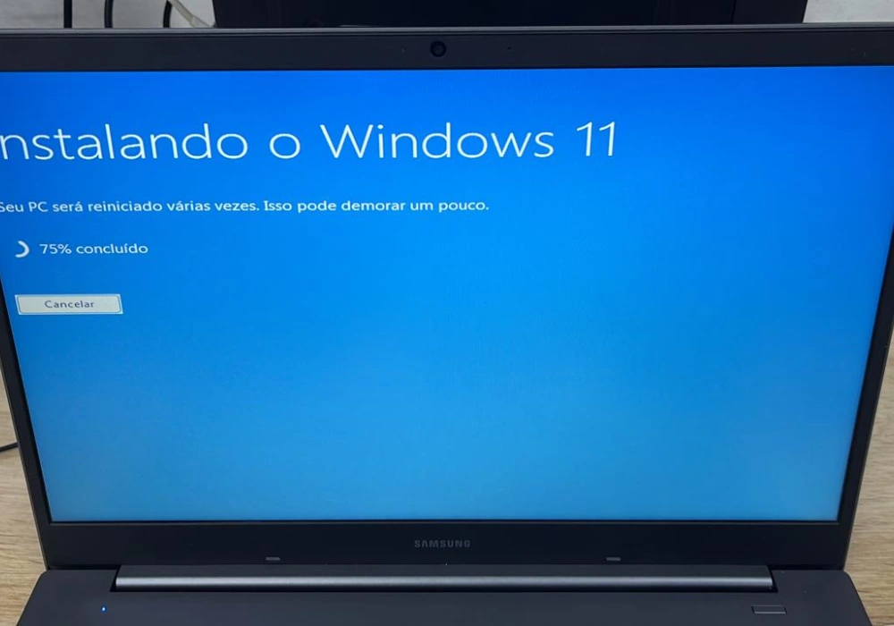 Formatação de computador com backup dos arquivos do cliente